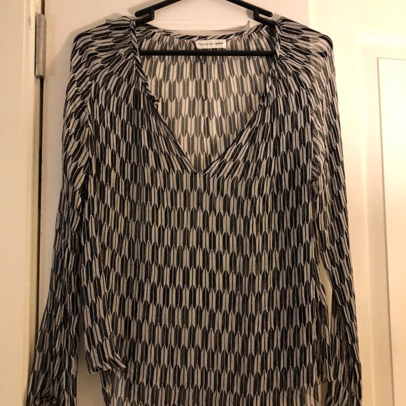 Isabel Marant Etoile Patterned Silk Blouse, size 42 - Picture 4 of 7